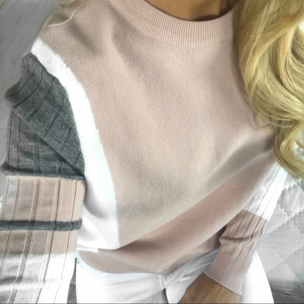 Winter Contrast Color Sweater - Picture 5 of 8